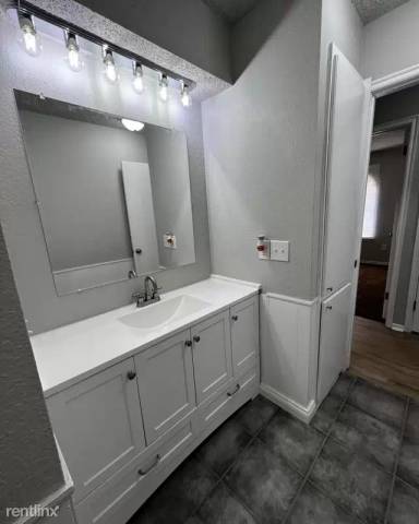 Main picture of 4632 Cinderella Dr