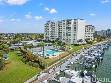 Main picture of 660 Island Way