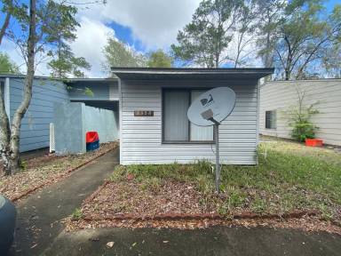 Main picture of 2858 SW 39th Ave