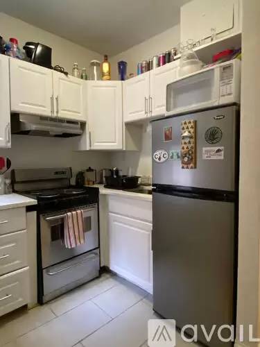 Main picture of 43 Joy St