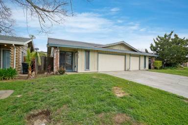 Main picture of 9125 Nasreen Dr