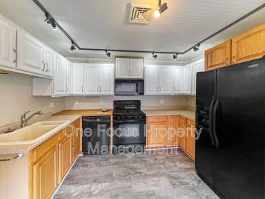 Main picture of 95 Parkwood St