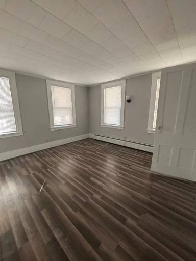 Main picture of 536 Main St