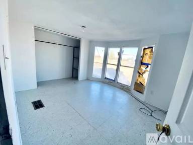 Main picture of 825 Nogales Ave