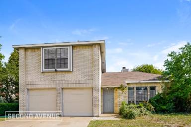 Main picture of 8417 Douglas Ave