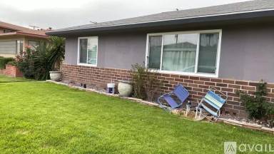Main picture of 525 W Hampshire Ave