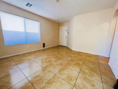 Main picture of 10037 Tenerife St