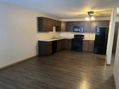 Main picture of 1544 E Gateway Cir S