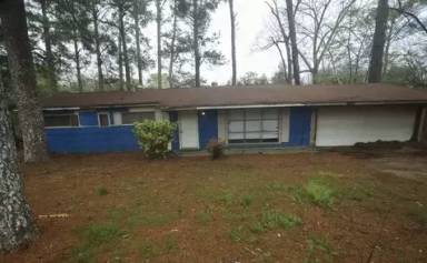 Main picture of 2694 Woodside Dr