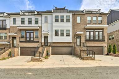 Main picture of 17023 Soho Dr