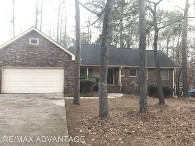 Main picture of 8395 Creek St