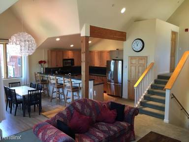 Main picture of 44 Burgundy Cir