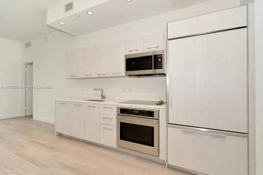 Main picture of Brickell Heights