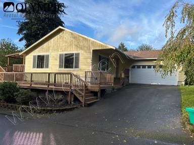 Main picture of 1622 14th Ave SE
