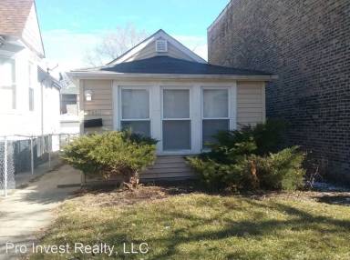 Main picture of 7419 S Maryland Ave
