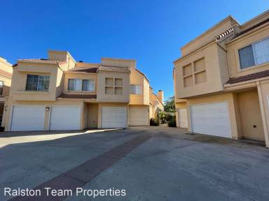 Main picture of 12087 Calle de Medio