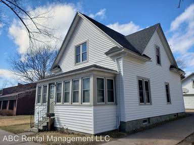 Main picture of 812 E Bridge St