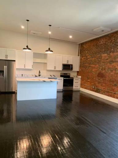 Main picture of 807 N 4th St