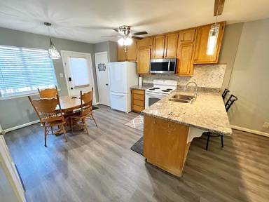 Main picture of 724 S Welch St