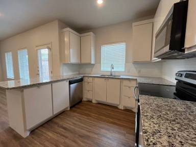 Main picture of 3421 49th St