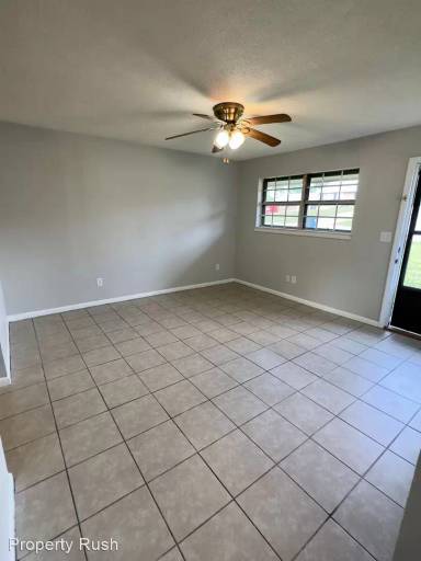 Main picture of 1680 Hamlet Dr