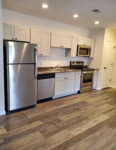 Main picture of 576 South Ave