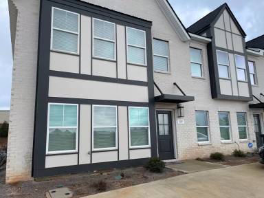 Main picture of 509 Waterpoint Way