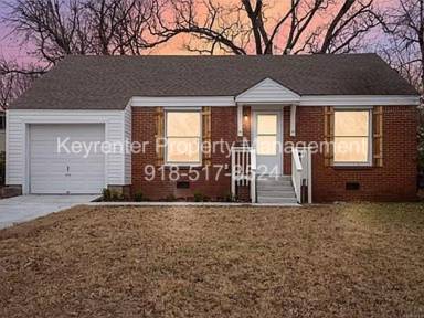 Main picture of 531 S Marion Ave