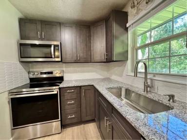 Main picture of 5901 Milhouse Ct