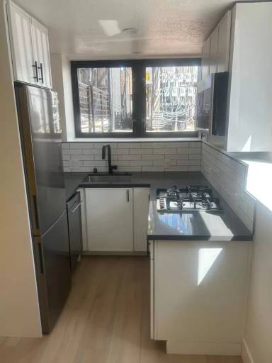 Main picture of 2874 16th St