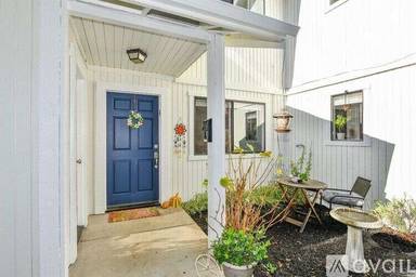 Main picture of 1624 B St
