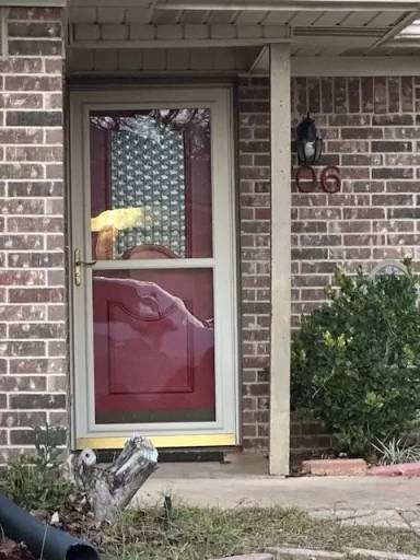 Main picture of 706 Yorktown Ct