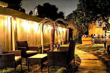 Main picture of 8523 Reseda Blvd