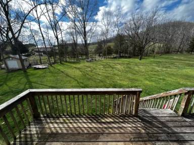 Main picture of 15370 Greenway Rd