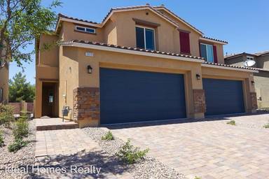 Main picture of 3329 Nicki Cometa St