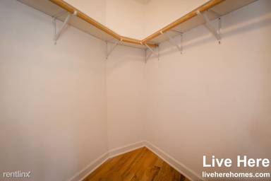 Main picture of 2038-48 W Touhy Ave & 7213-29 N Rogers Ave