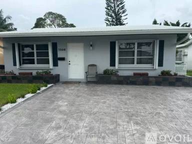 Main picture of 7309 NW 62nd St