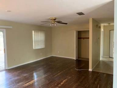 Main picture of 4340 NW 29th St