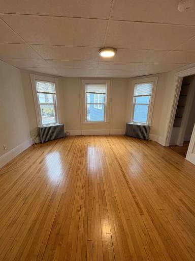 Main picture of 17 Essex St