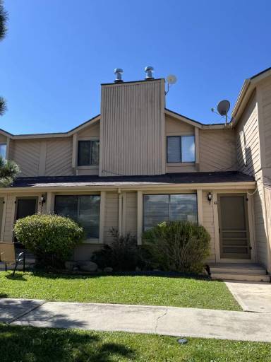 Main picture of 4 Reynolds Rd