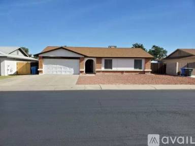 Main picture of 4040 W Surrey Ave