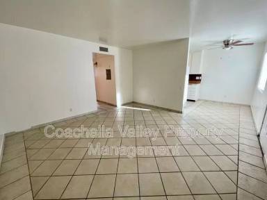 Main picture of 585 E Cottonwood Rd