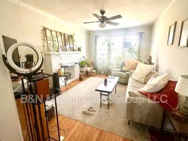 Main picture of 1721 W Ainslie St & 4893 N Hermitage Ave Apartments