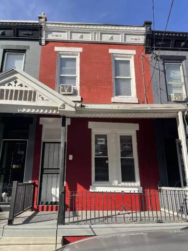 Main picture of 3036 N Sydenham St