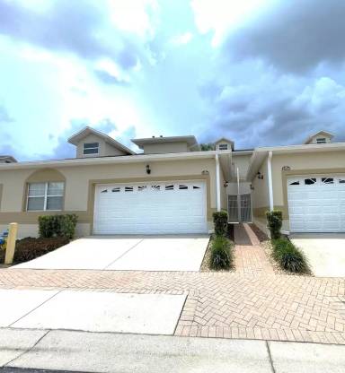 Main picture of 13310 Fountainbleau Dr