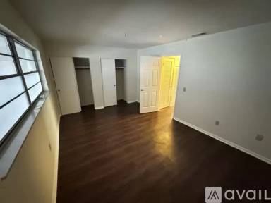 Main picture of 5920 18th St N