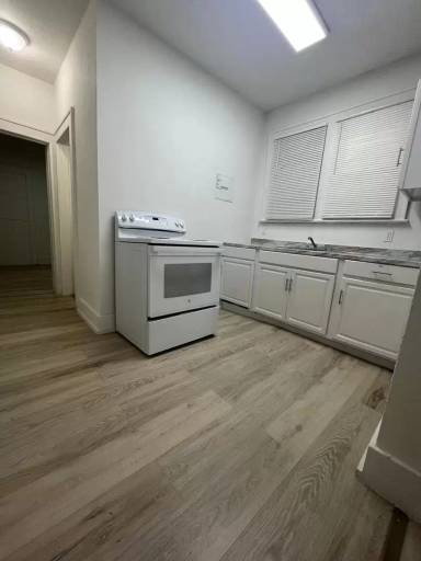 Main picture of 2144 SW 6th St