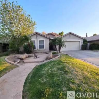 Main picture of 651 E Eagle Ln