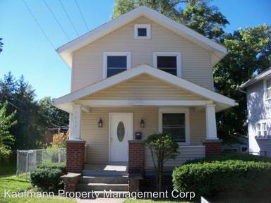 Main picture of 1619 3rd St