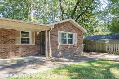 Main picture of 6016 Camellia Dr